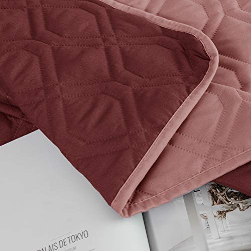Ameritex Reversible Waterproof Dog Bed Cover – Microfiber Pet Blanket, Pink and Burgundy, 70 x 30 Inches