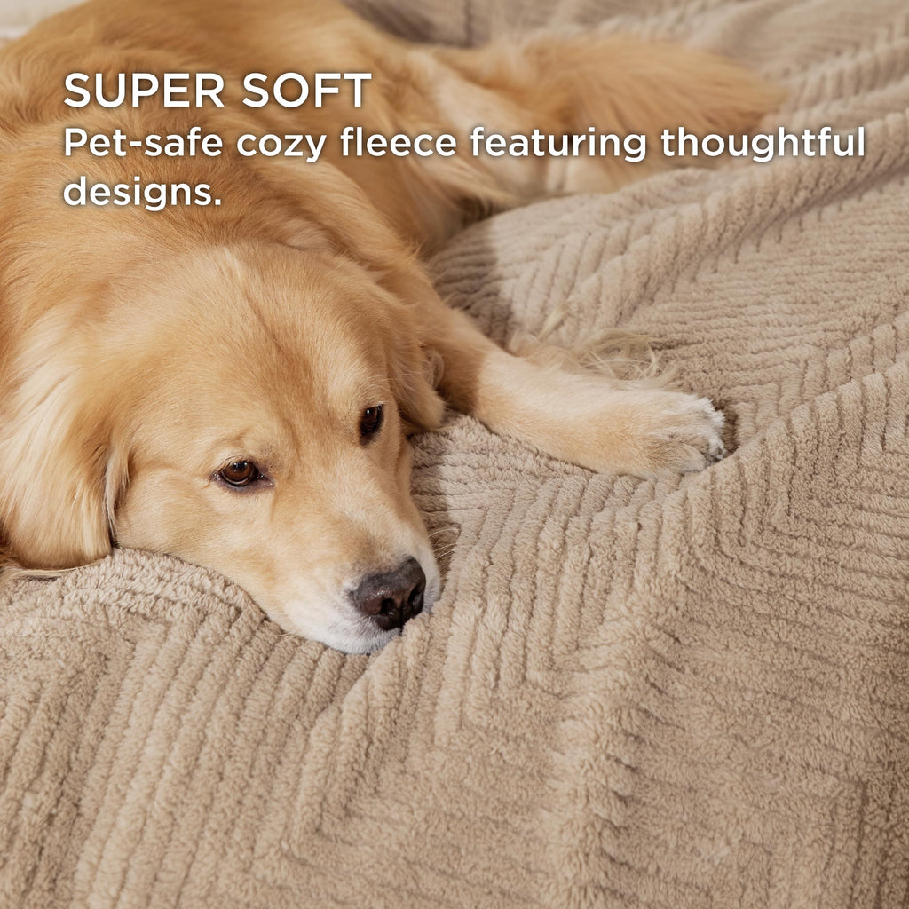 Bedsure 30x40 Inch Brown Wave Fleece Dog Blanket – Soft 300GSM Fluffy Blanket for Pets, Machine Washable