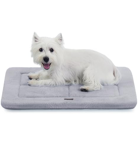 MADE 4 PETS Dog Crate Pad for Small Dogs - 24x18 inch Washable, Reversible Faux Fur Kennel Mat